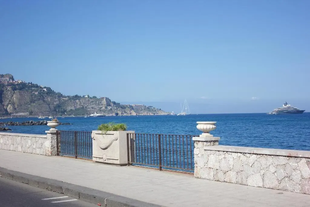 A&G Apartment Naxos-Taormina Giardini Naxos